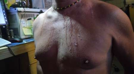 Homme Soumis pour jeune homme dominateur