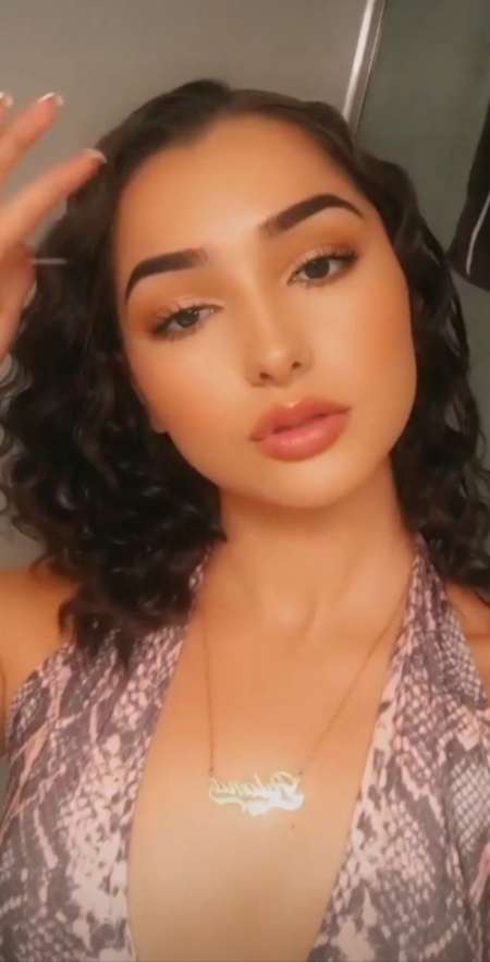 Nudes snap shows et réel