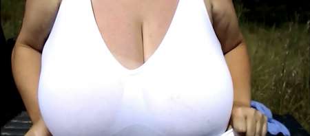 Couple h/f cherche femme avec gros grand poitrine