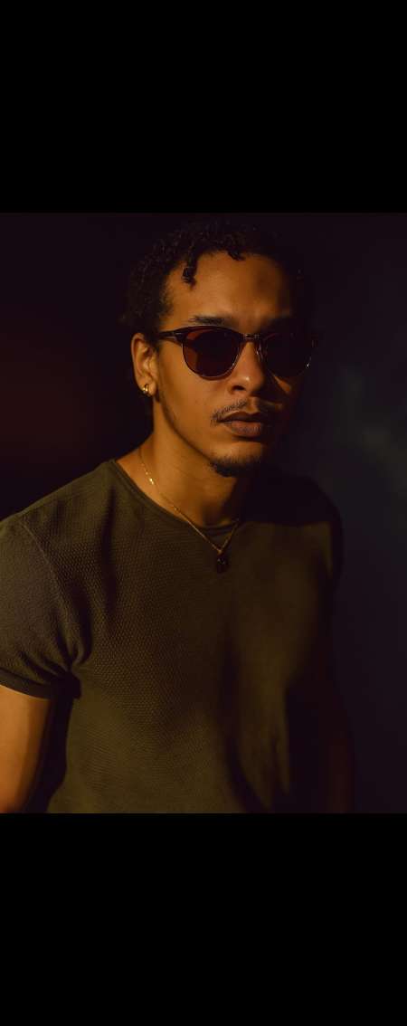  mannequin / escorte / boyfriend expérience .