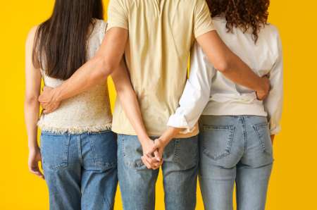 Couple H 28/ F 28 cherche femme