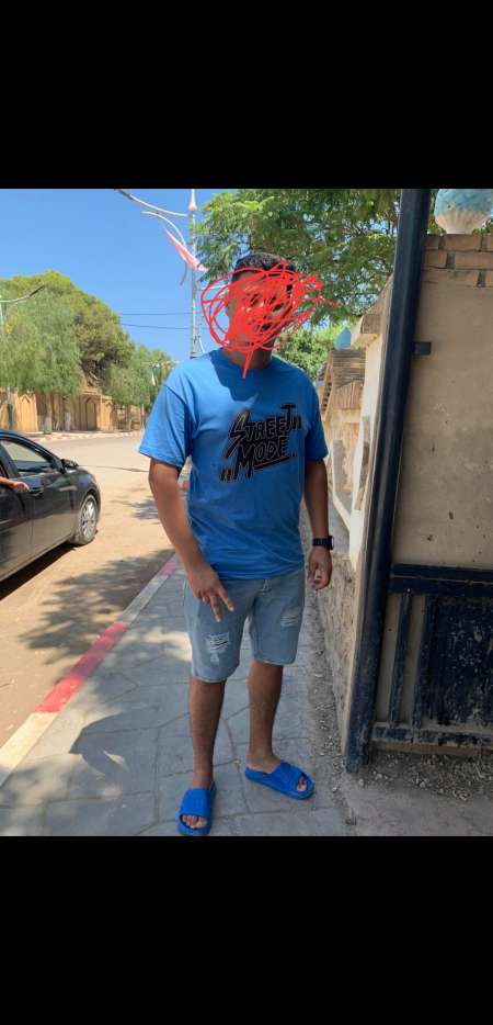 Je suis un jeune homme de 25 ans je cherche sugare