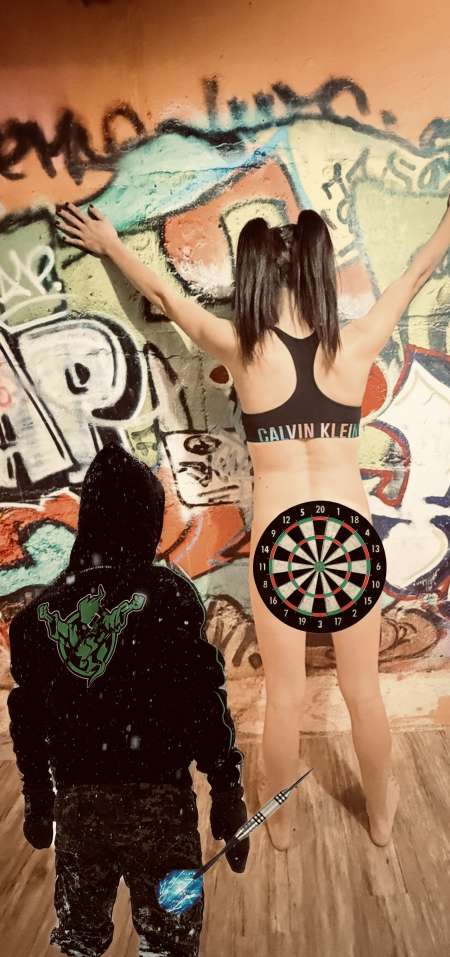  Salope fontaine aimant la sodo