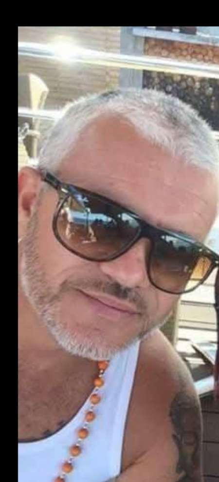 Premier contact par sms uniquement