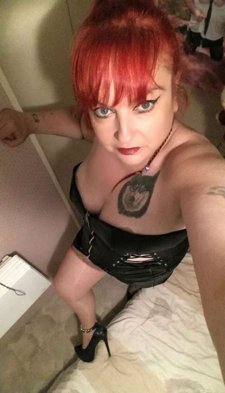 Suis coquine et cochonne