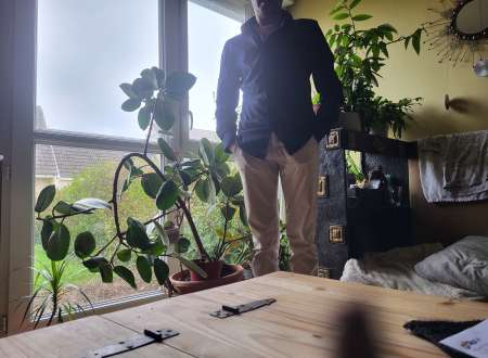 Discret et a vôtre service mesdames