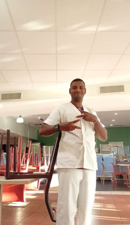 Black 34ans déplacer