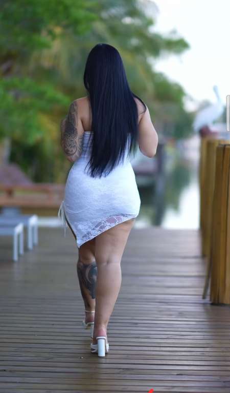 Un massage des mains ou des pieds détend les muscl