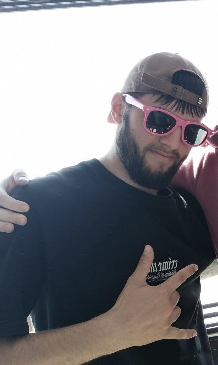 Jeune H cherche sexfriend