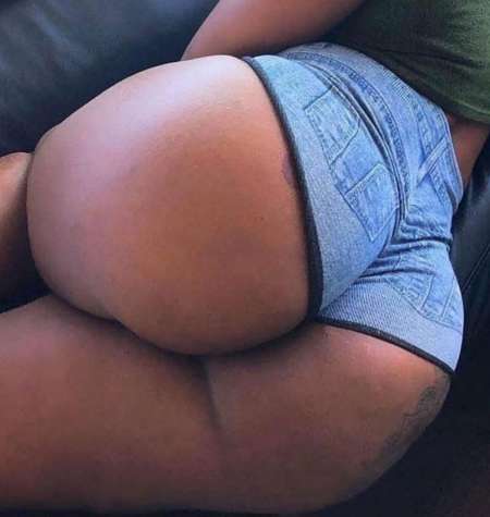 Nasra Metisse Mahoraise Sexy