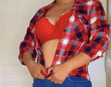 Une divine coquine pour un massage sensuel