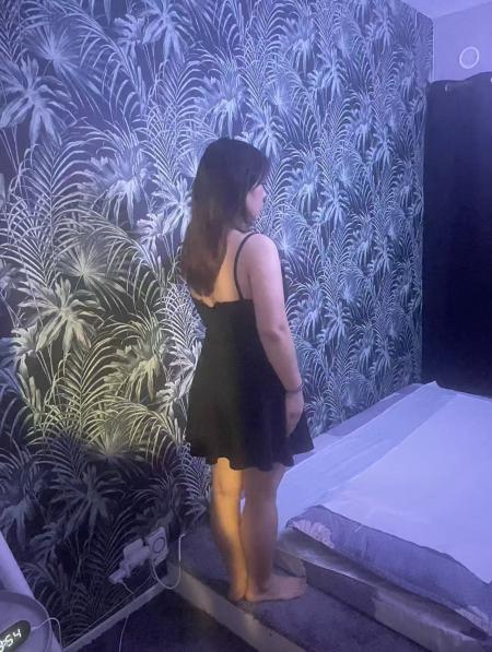 Nouveau salon de massage à Tours
