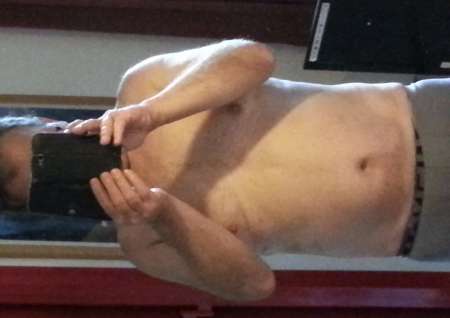 h 49 ans nu pour du cfnm homme nu femme vêtue